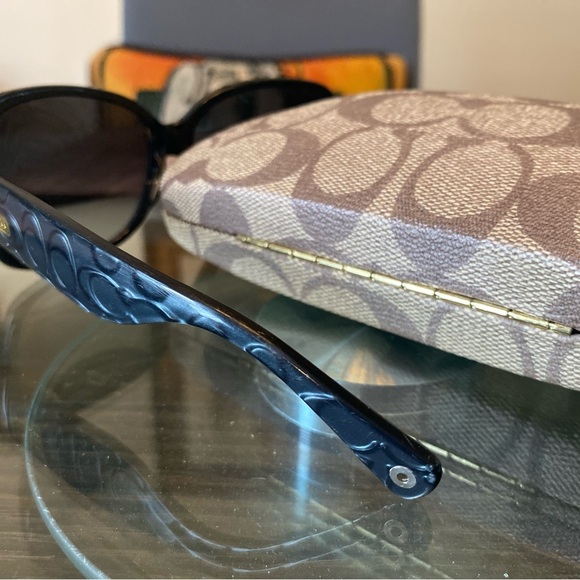 Coach Black Sunglasses with Brown Case - Picture 4 of 5